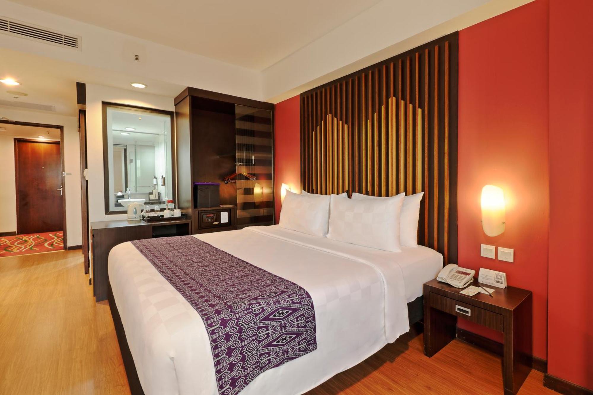Mercure Pontianak City Center Exterior foto